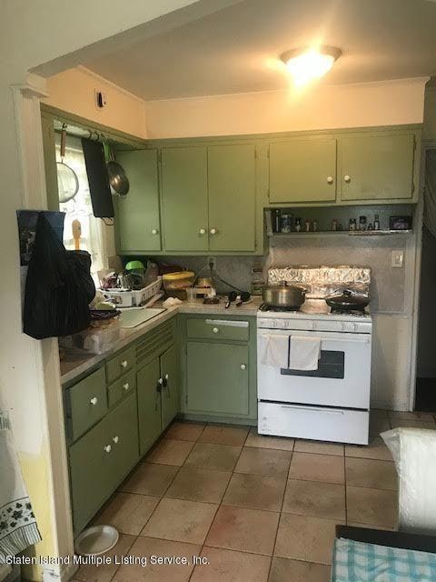 193 10th St, Staten Island, NY 10306 - photo 7