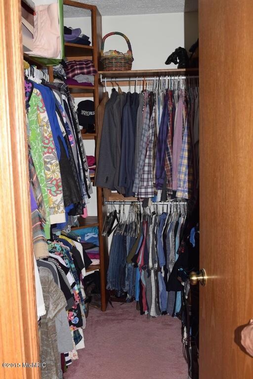 6507 Kingtree Dr SW, Byron Center, MI 49315 - photo 7