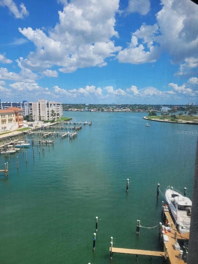 Paradise Island Towers unit 608, Treasure Island, FL 33706 - photo 6