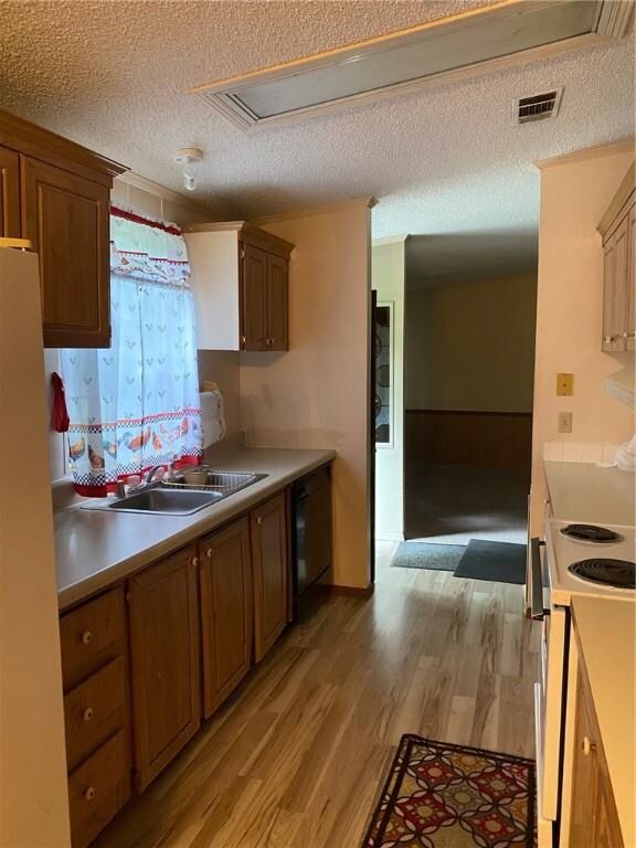 1040 Taylor Dr SE, Darien, GA 31305 - photo 2