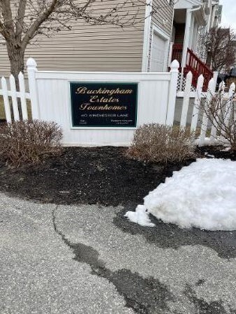 40 Winchester Ln unit 35, Fall River, MA 02721 - photo 2