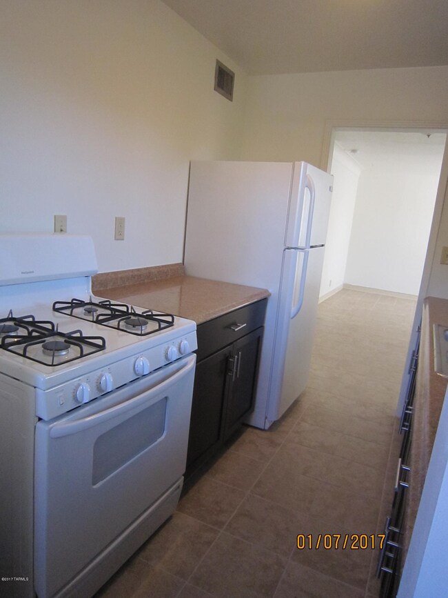 3918 N 2nd Ave, Tucson, AZ 85705 - photo 6