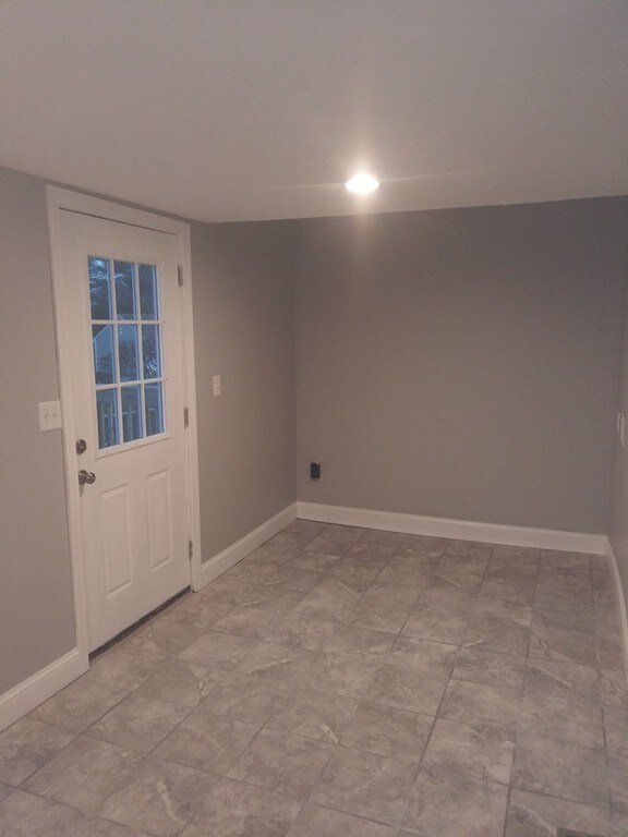 47 West St, Abington, MA 02351 - photo 3