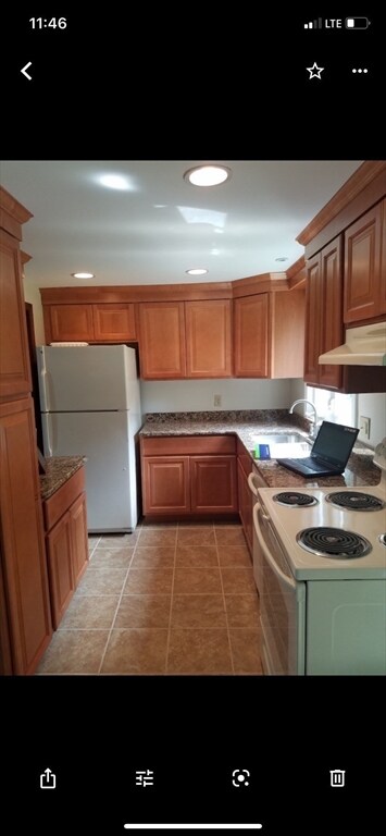 2 College Ln unit 1, North Dartmouth, MA 02747 - photo 4