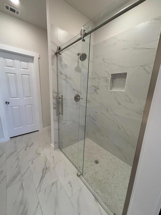 901 Star St, Denison, TX 75020 - photo 3