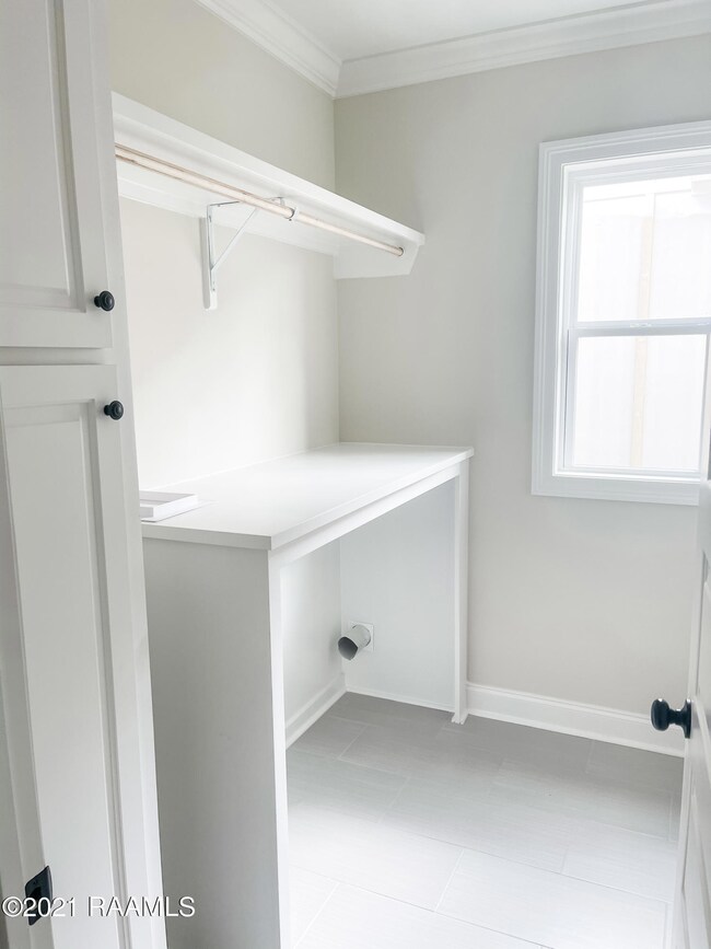 128 San Sebastian Dr, Youngsville, LA 70592 - photo 5