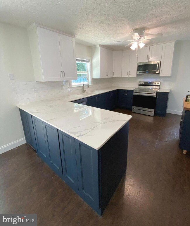 45395 Woodlawn Dr, California, MD 20619 - photo 2