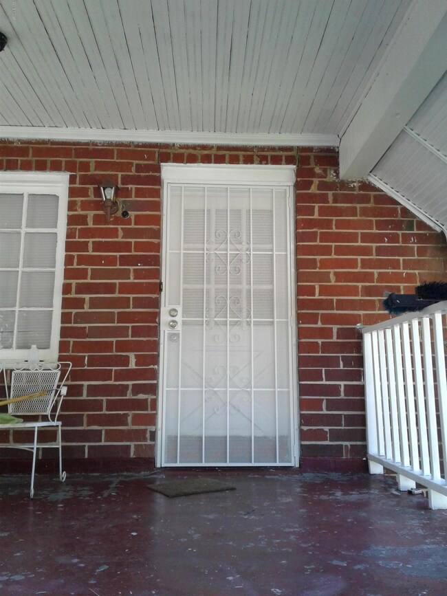 1486 Anthony Frontdoor