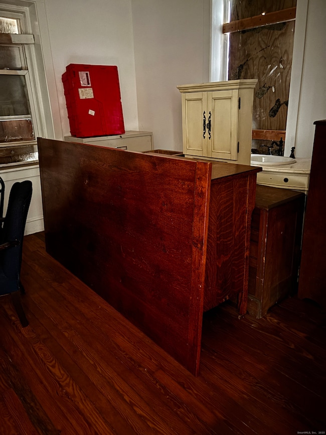 179 Read St, Bridgeport, CT 06607 - photo 7