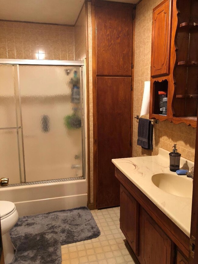 1330 bathroom