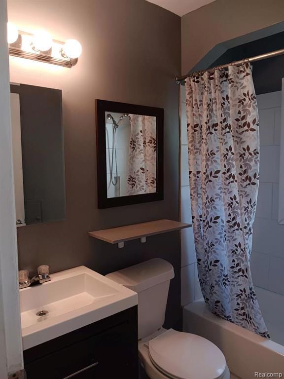 9250 Plainview Ave, Detroit, MI 48228 - photo 3