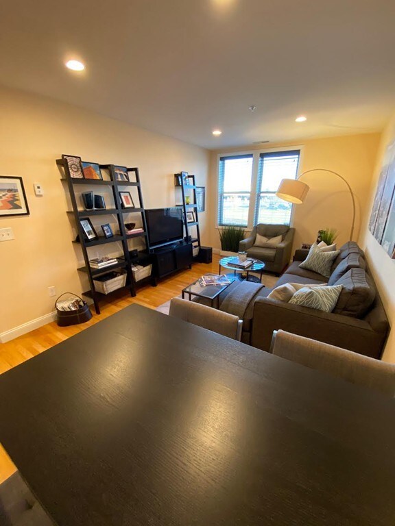 100 Fellsway W unit 206, Somerville, MA 02145 - photo 7