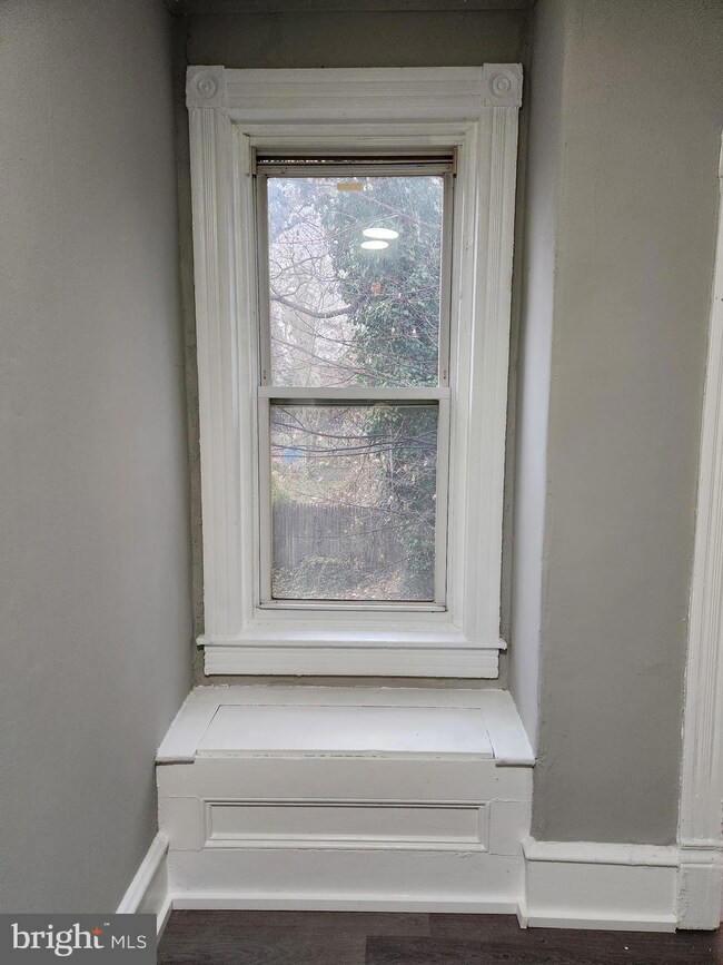 7044 Chew Ave unit 2, Philadelphia, PA 19119 - photo 7