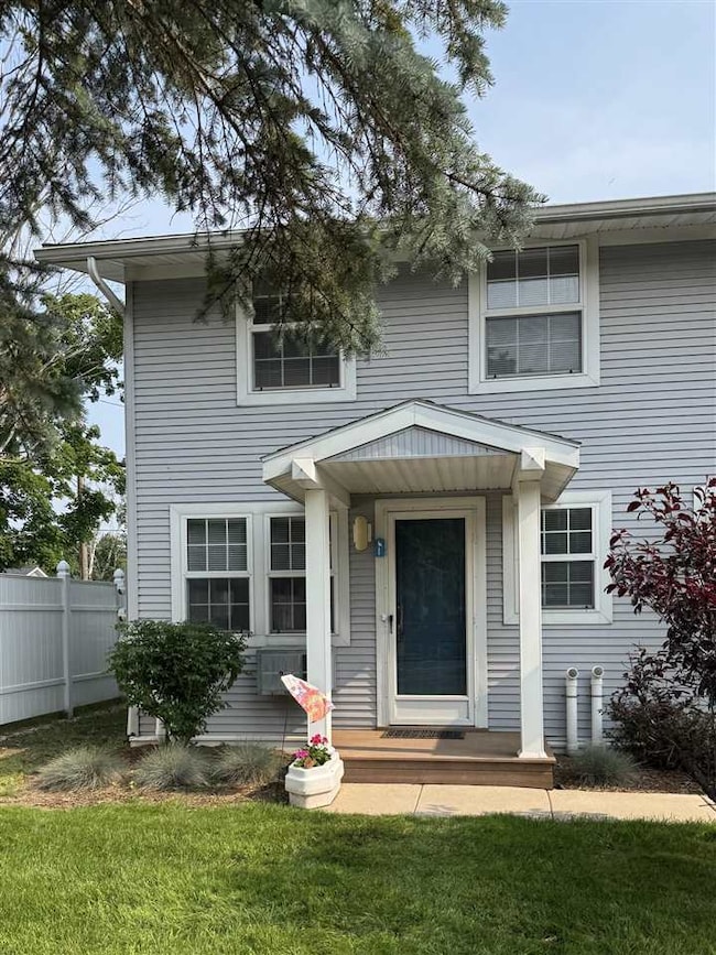 13456 Stover Rd unit 1, Charlevoix, MI 49720 - photo 2