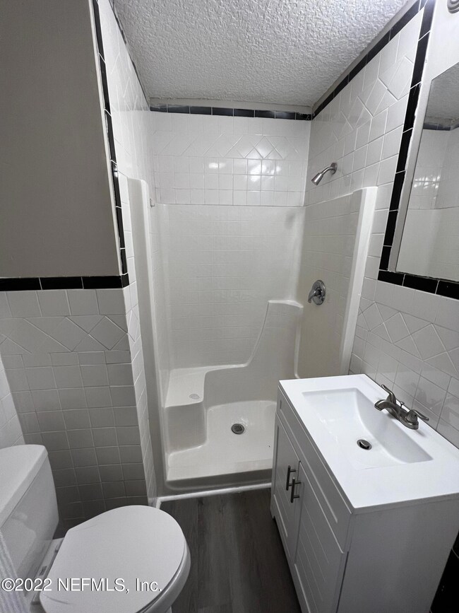 2425 Dolphin Ave unit B, Jacksonville, FL 32218 - photo 2