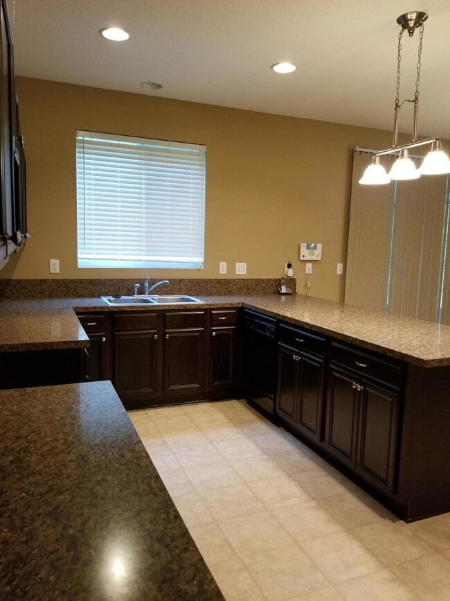 11739 Silver Hill Dr, Jacksonville, FL 32218 - photo 6