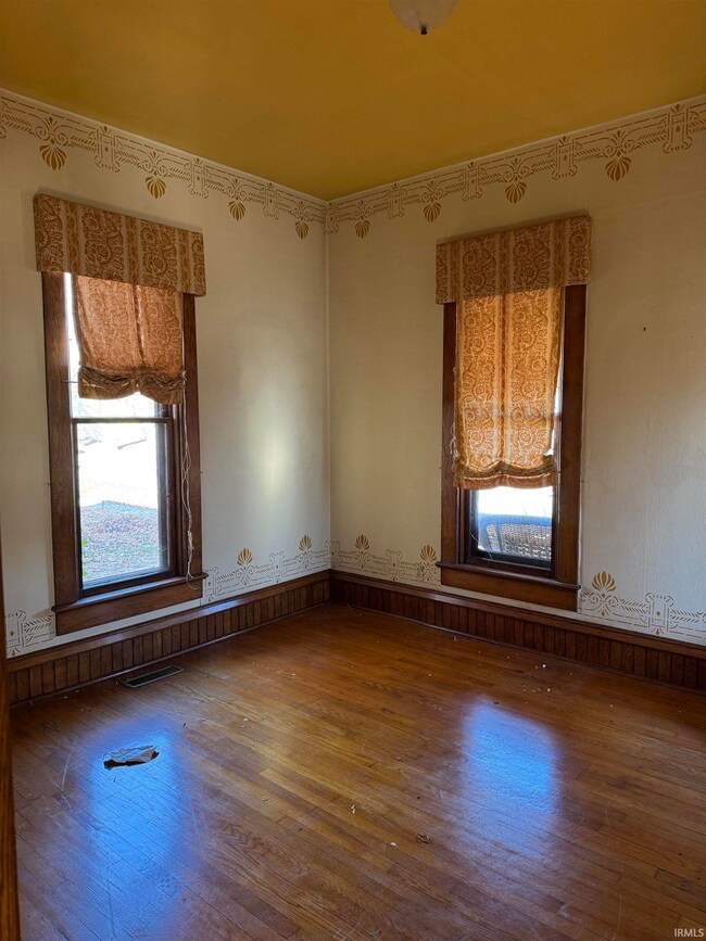 408 E 7th St, North Manchester, IN 46962 - photo 6