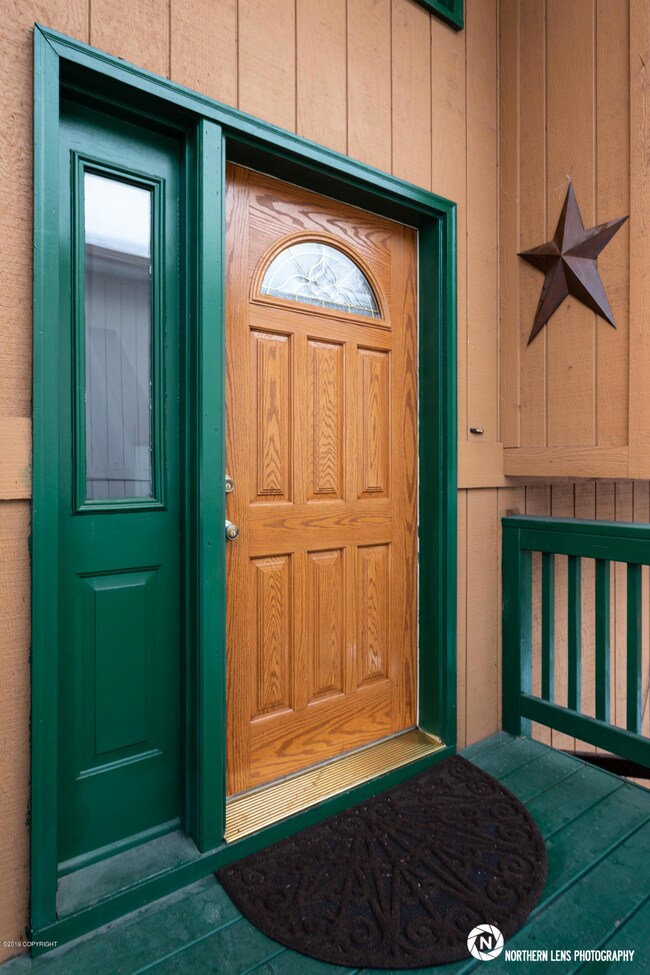 5_EntranceExterior