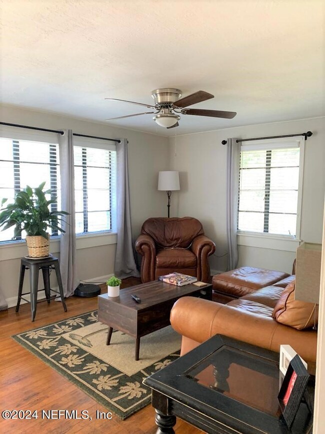 3816 Eloise St, Jacksonville, FL 32205 - photo 6