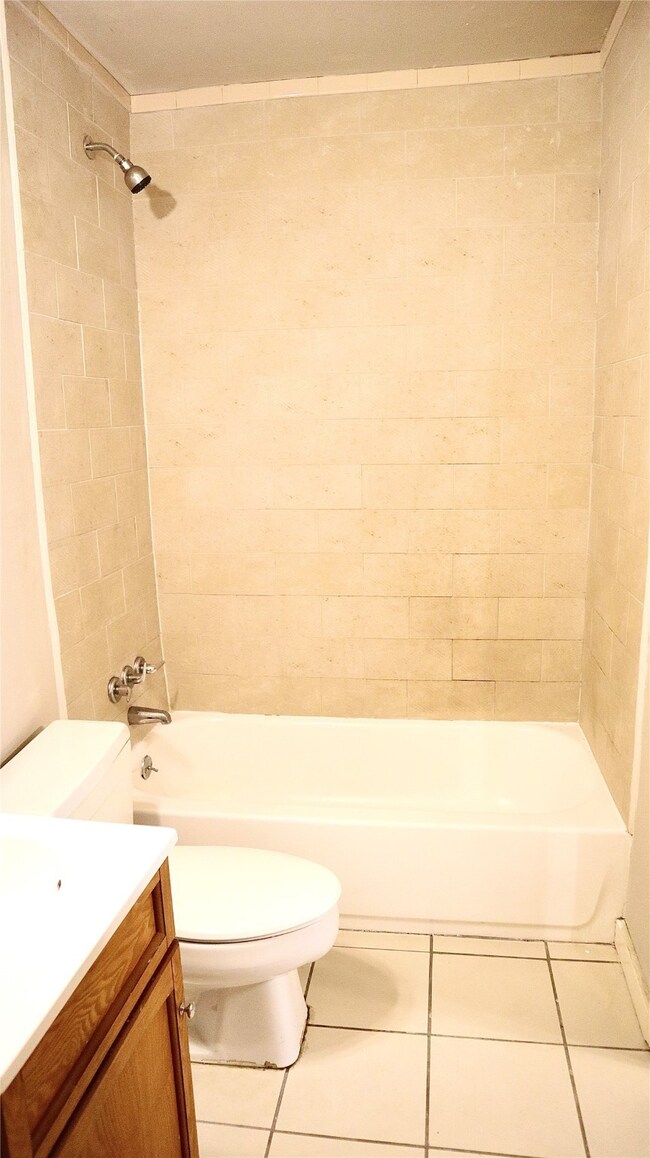 3714 Cosby St, Houston, TX 77021 - photo 5