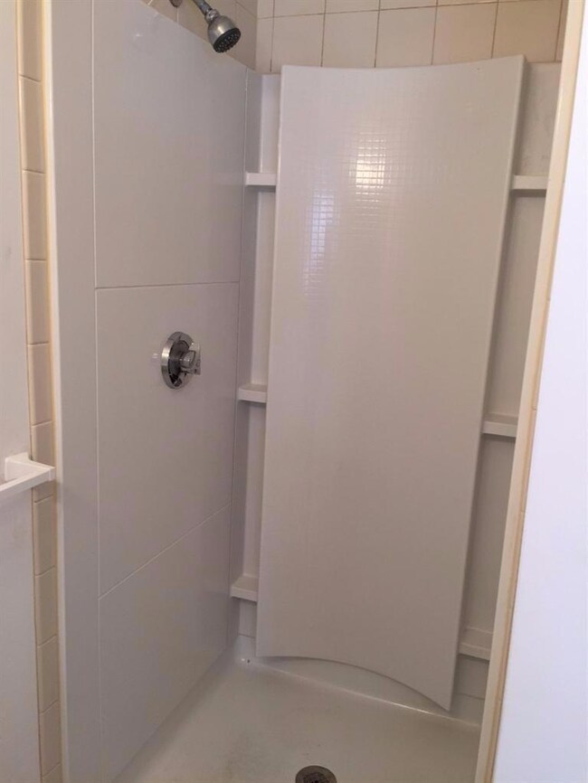 770 Macarthur Blvd, Pocasset, MA 2559 - photo 6