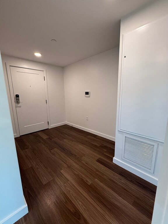 466 River St unit 528, Mattapan, MA 02126 - photo 5