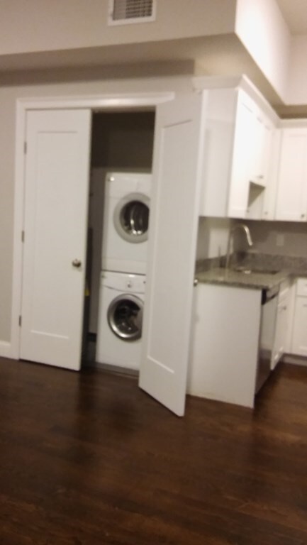 10 Merrymount Rd unit 205, Quincy, MA 02169 - photo 3