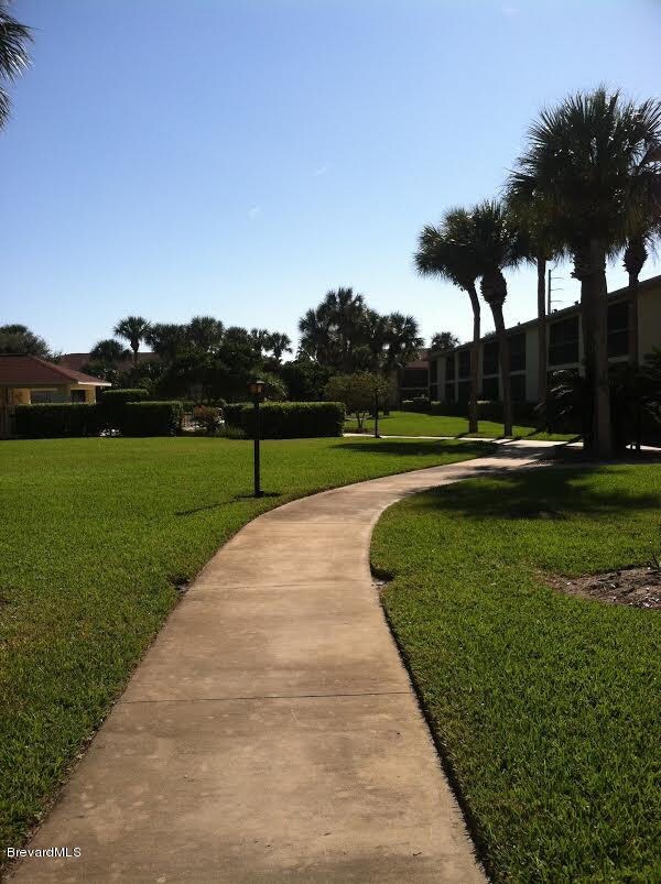 210 S 5th St unit 102, Cocoa Beach, FL 32931 - photo 2