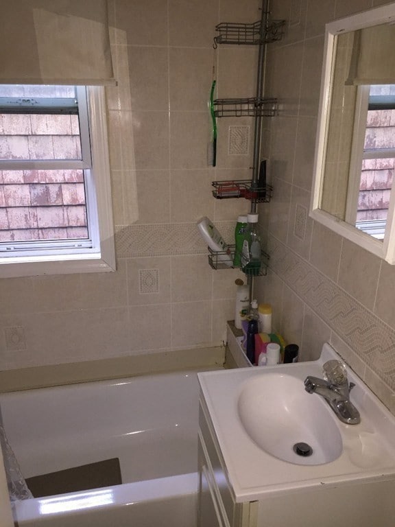 20 Howell St unit 1, Dorchester, MA 02125 - photo 2