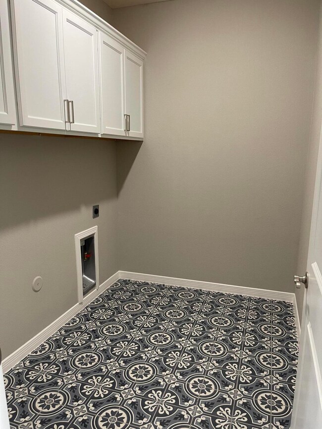 13815 Paseo de Plata Dr, Horizon City, TX 79928 - photo 6