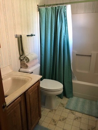 7 Auburn Hill Rd unit B, Auburn, MA 01501 - photo 3