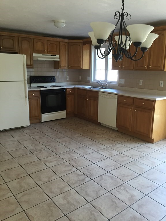 4 River St unit 4, Milford, MA 01757 - photo 2