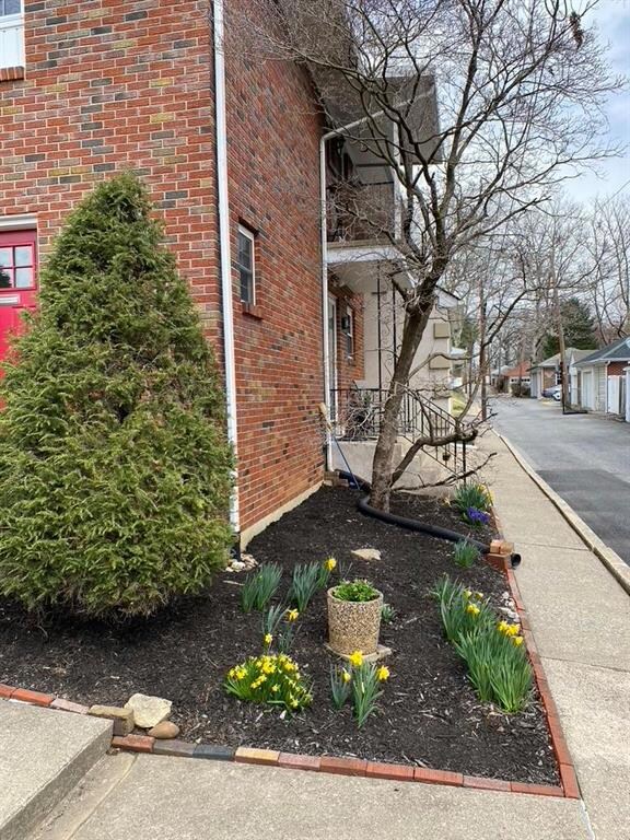 1115 N Saint Lucas St, Allentown, PA 18104 - photo 7