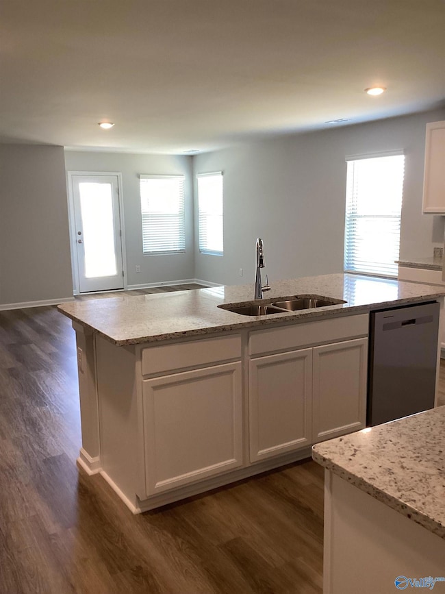 417 Jackson Point Cir, Huntsville, AL 35811 - photo 4