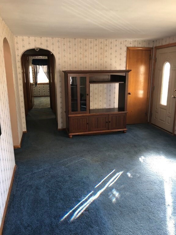 23 Francis St, Chicopee, MA 01013 - photo 7