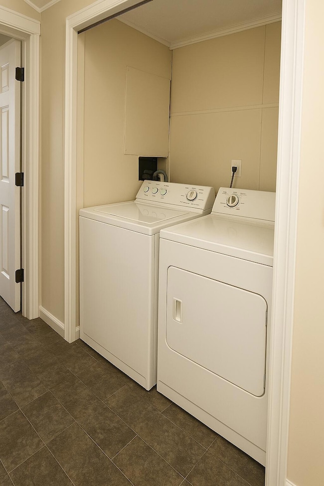 143 Cheryl Ln, Oxford, ME 04270 - photo 6