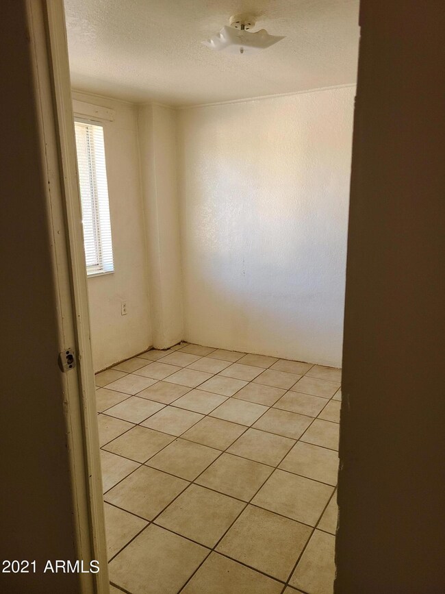 725 E 1st St, Douglas, AZ 85607 - photo 7