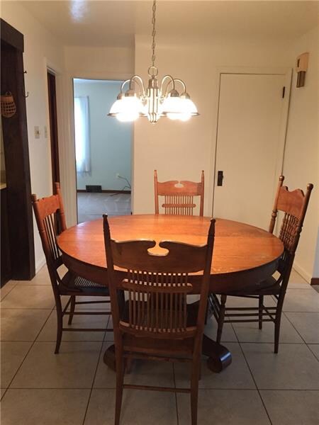 Large eat-in kitchen-Large storage closet on back 