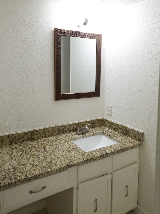 8560 Park Ln unit 130, Dallas, TX 75231 - photo 7