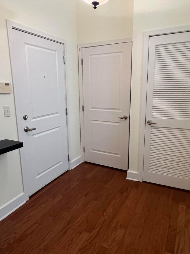 3 Greenwich Dr unit 114, Jersey City, NJ 07305 - photo 5