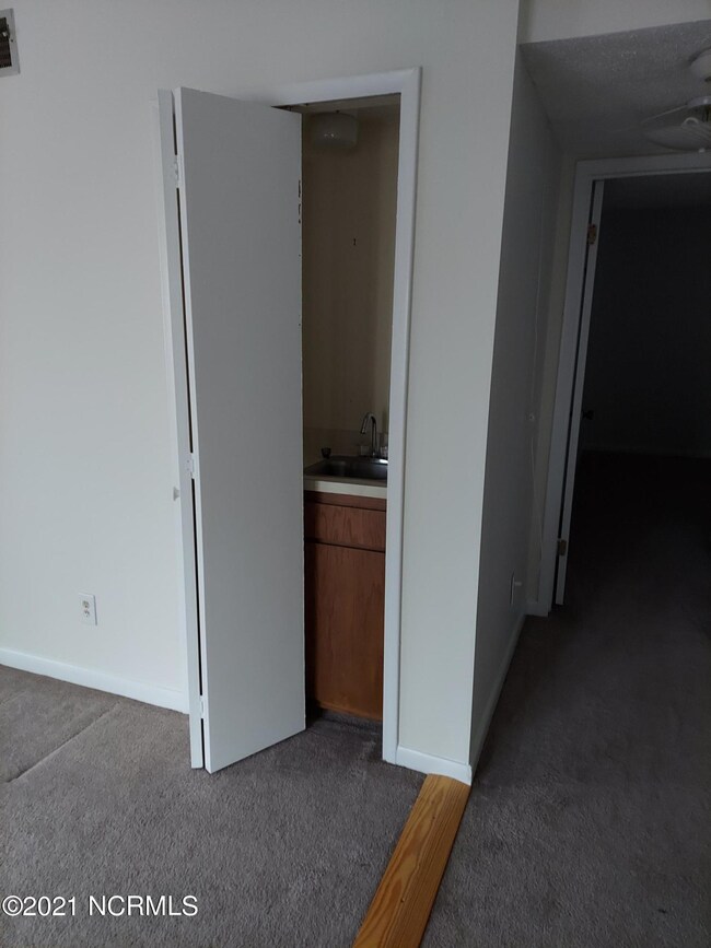 Wet Bar