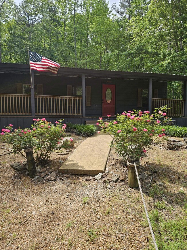 View of front of property featuring a porch