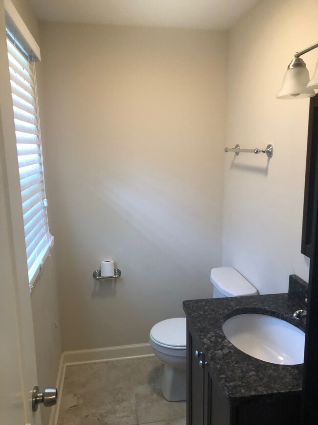 2812 W Grove Ave, Waukegan, IL 60085 - photo 6