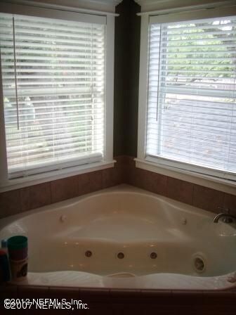 3671 Eloise St, Jacksonville, FL 32205 - photo 7