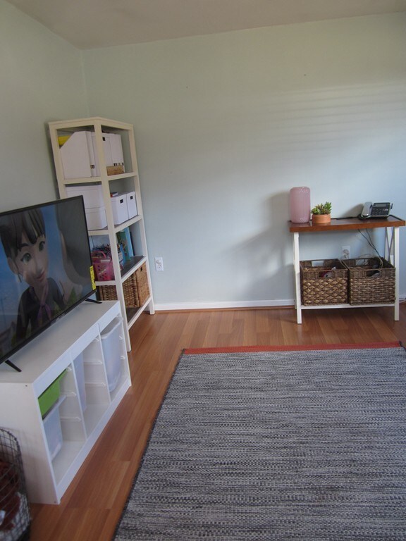 86 Nicholas Rd, Framingham, MA 01701 - photo 5