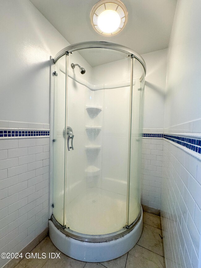 104 Rowayton Ave unit Rear Bldg Unit 1, Norwalk, CT 06853 - photo 7