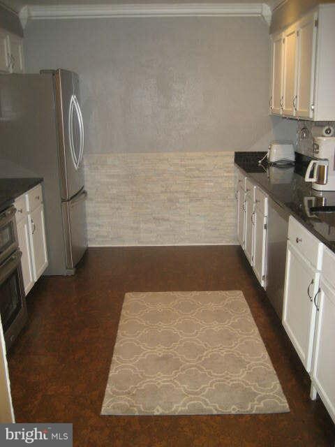 Quaker Hill Community unit 218, Alexandria, VA 22314 - photo 2