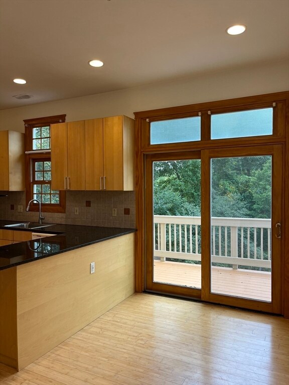 136R Main St unit 3, Acton, MA 01720 - photo 2