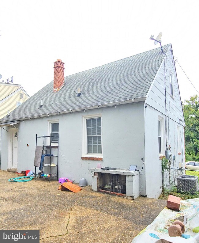 5219 Varnum St, Bladensburg, MD 20710 - photo 4