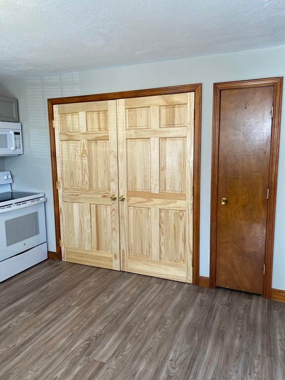 7 Tremont St unit 1, Woburn, MA 01801 - photo 4